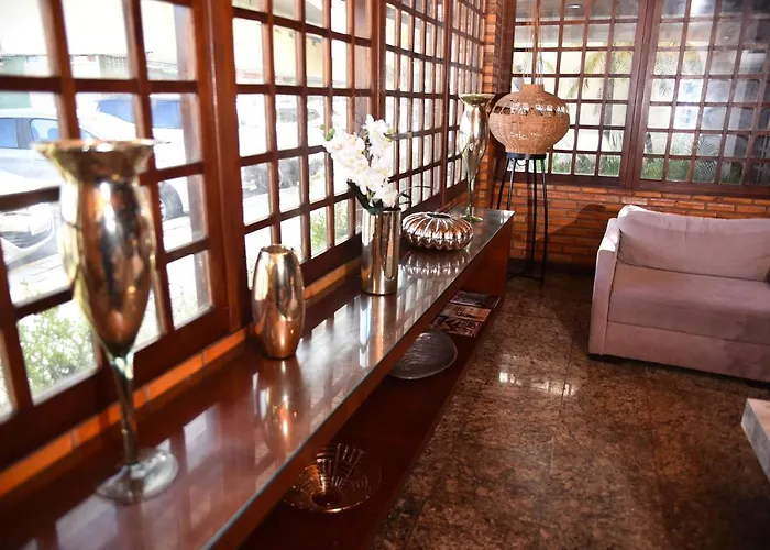 Manos Royal Hotel