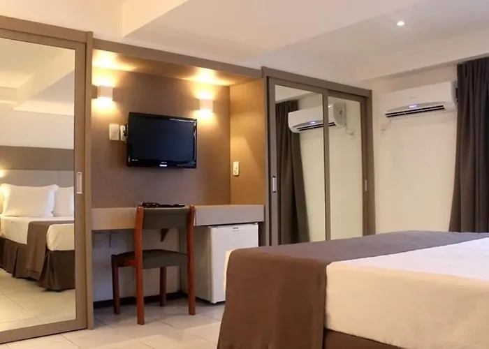 Manos Royal Hotel